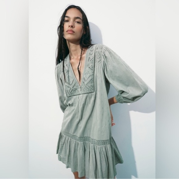 Zara Sage Green Embroidered Boho Babydoll Mini Dress Size Small - Picture 1 of 8